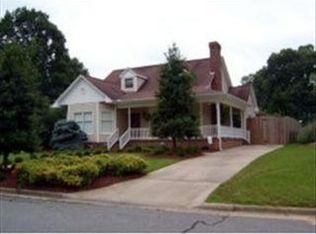 623 Gregson Ct, Burlington, NC 27215