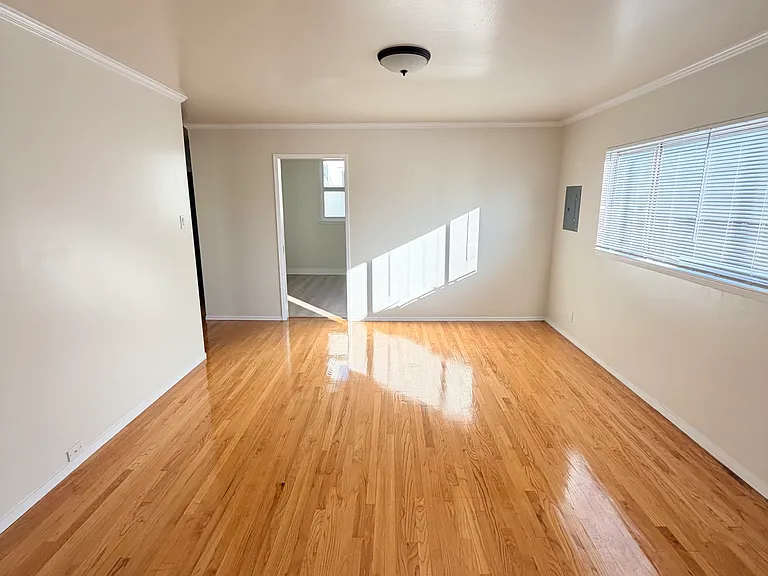 560 26th Ave #21 — Photo 1