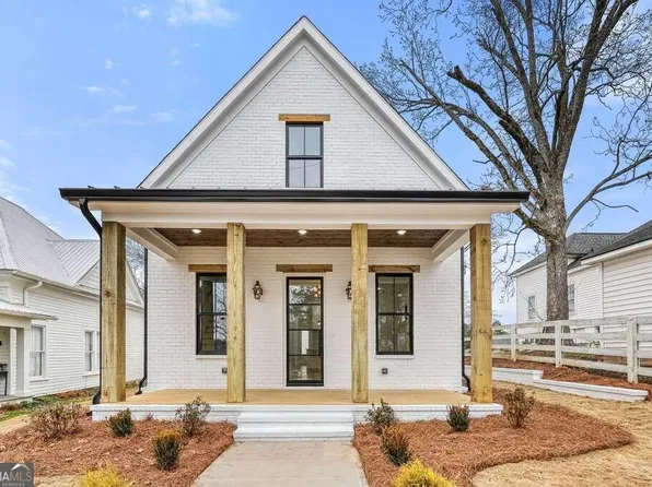 176 Lyons Ave, Ball Ground, GA 30107