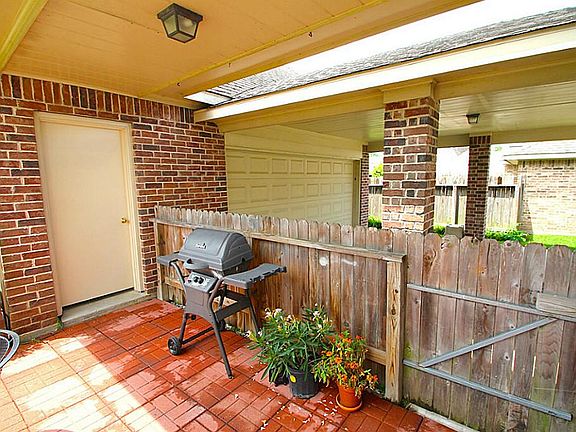 ENTRY TO THE GARAGE