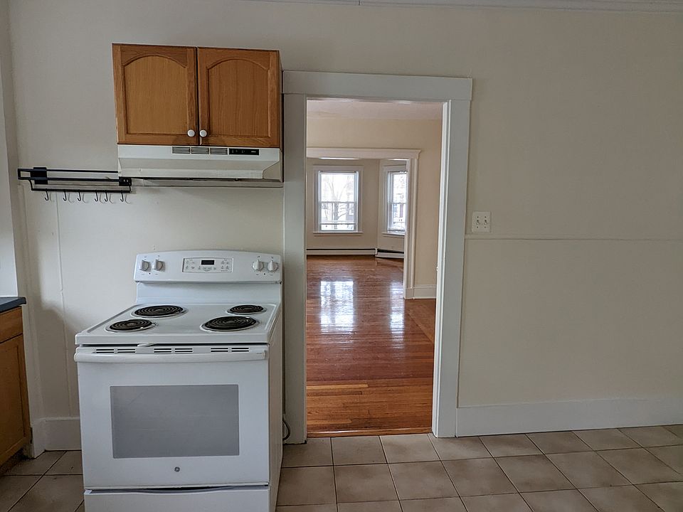1st image of 15 Egerton Rd #1