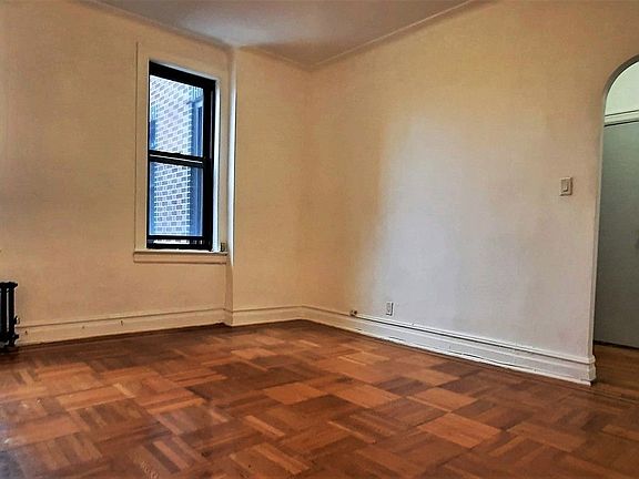 3rd image of 332 Rogers Ave #3E