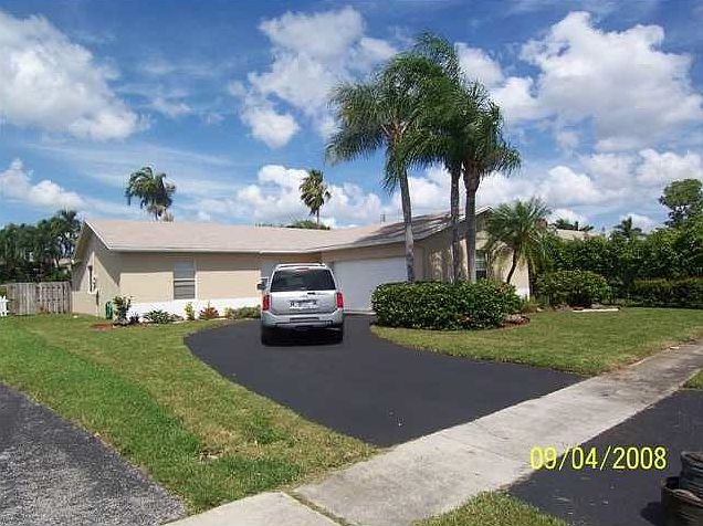 1st image of 2121 NW 109th Ave
