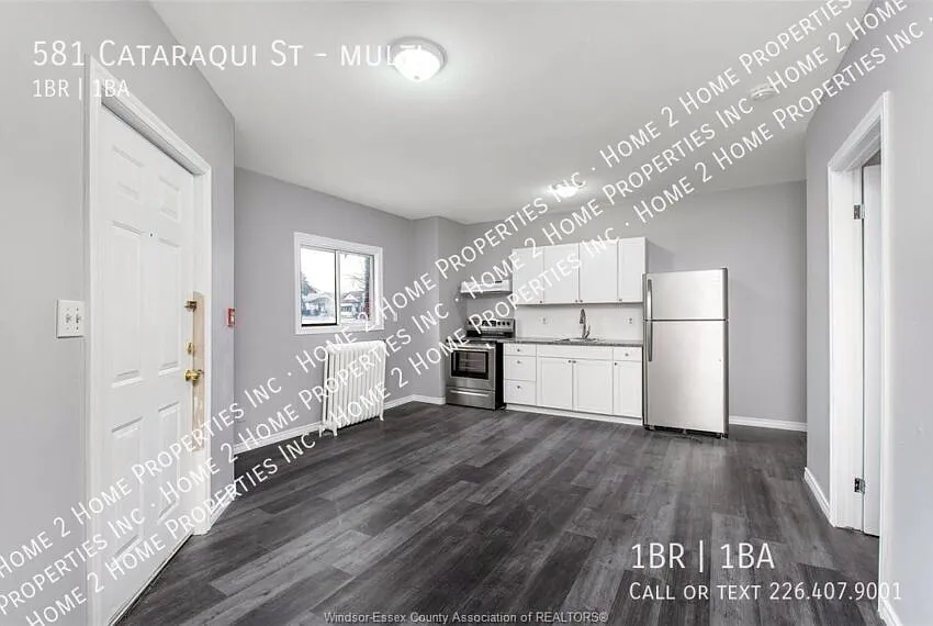 Beautifully Renovated 1 bed 1 bath unit close to all your shopping needs — Photo 3