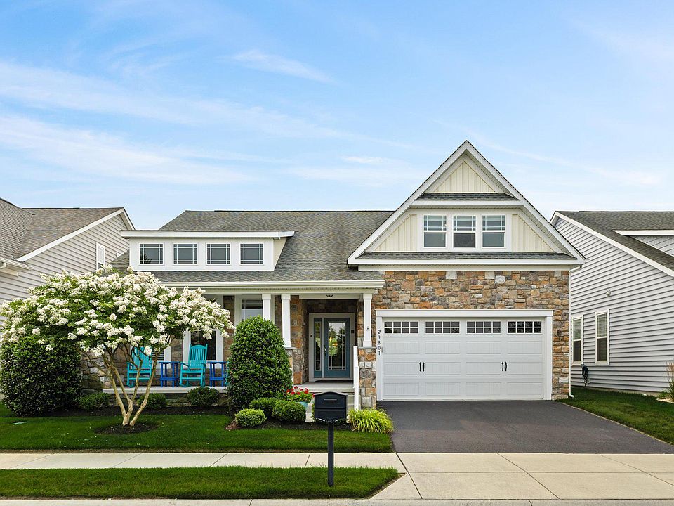 1st image of 23801 Pembroke Ln