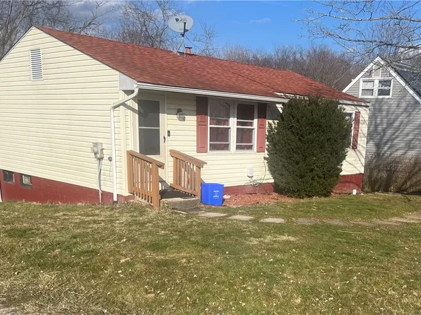 3177 Bradbury Dr, Aliquippa, PA 15001