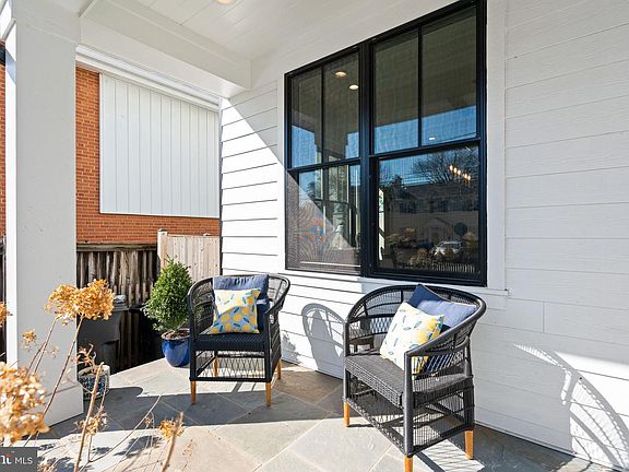 2nd image of 4529 Rosedale Ave
