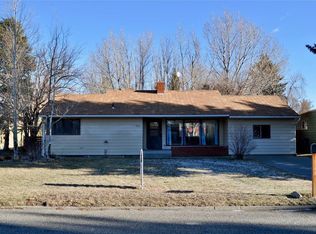 615 S 11th St, Livingston, MT 59047