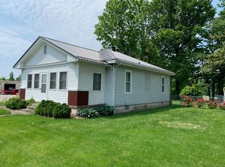 608 S 7th St, Cannelton, IN 47520