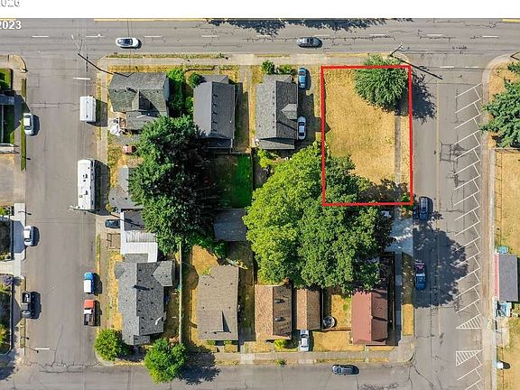 3rd image of 223 NE Joy St