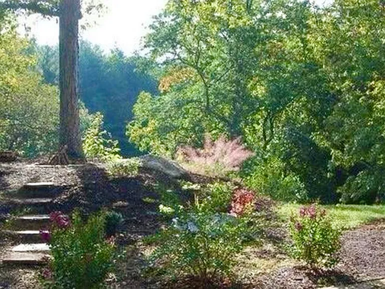 109 Hamburg Mountain Rd — Photo 22