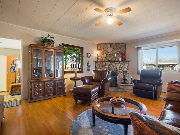 3rd image of 316 Homeland Rd NW