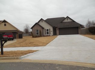 1930 Massee Gdns, Conway, AR 72034