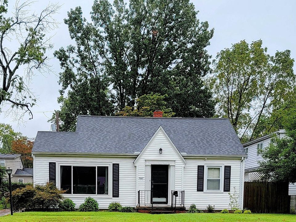 1st image of 3207 E Chandler Ave