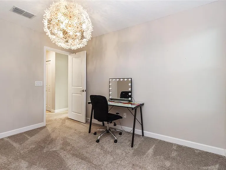 30841 Kelmin Ter — Photo 42