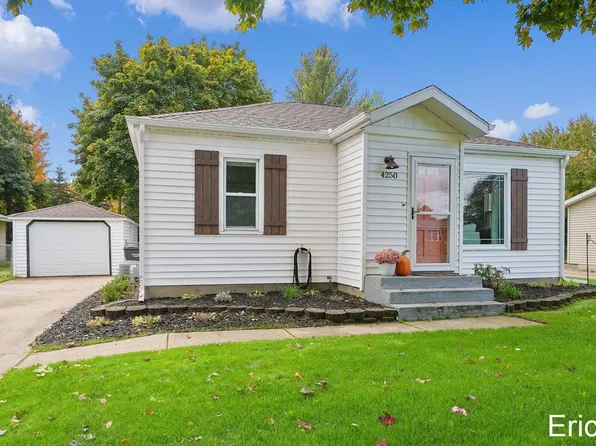 4250 40th St SW, Grandville, MI 49418