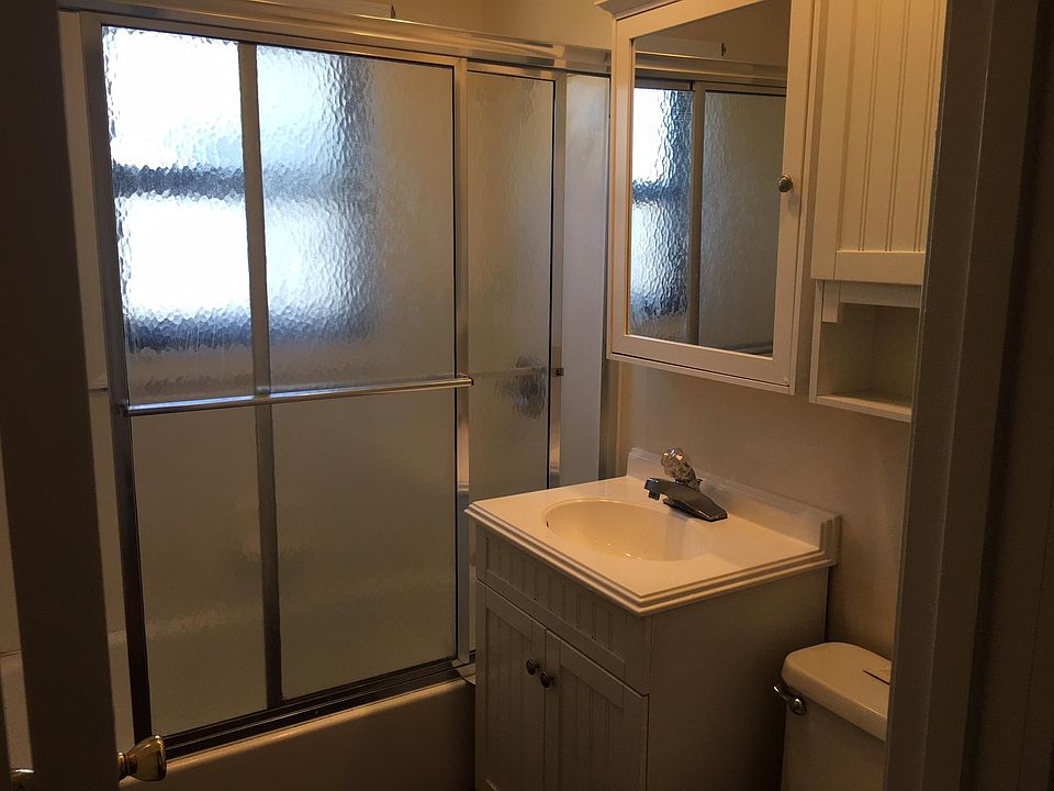 2nd image of 306 E 19th St APT 3A