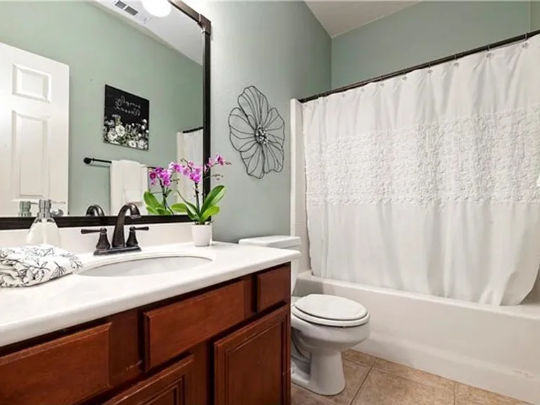 2083 Mount Verdugo Ln — Photo 12