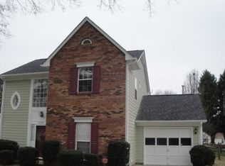 8309 Woodford Bridge Dr, Charlotte, NC 28216