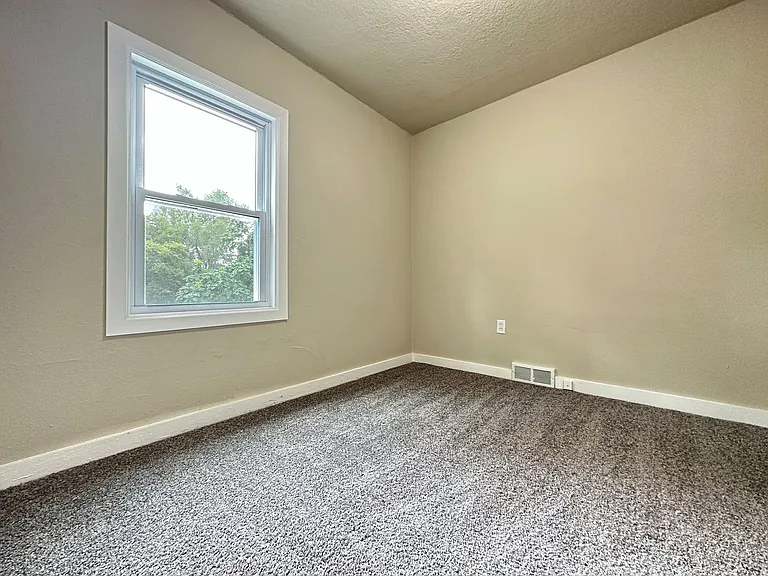 1408 Euclid Ave — Photo 12