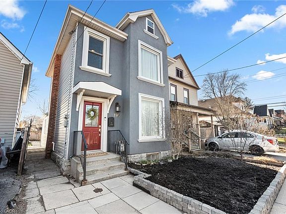 2nd image of 192 Wood St E