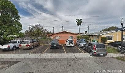 1st image of 721 NW 4th Ave APT 3
