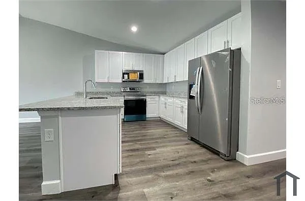 Building Photo - 8615 Agate St #8617