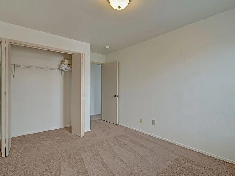 St. James Place — Photo 13
