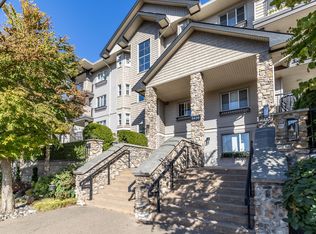 5438 198th St #415, Langley, BC V3A1G2