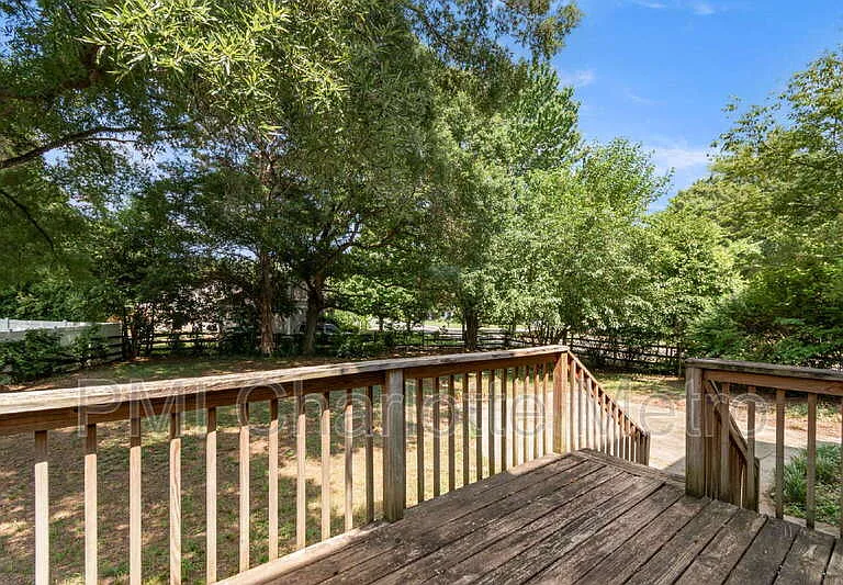 11241 Kingfisher Dr — Photo 17