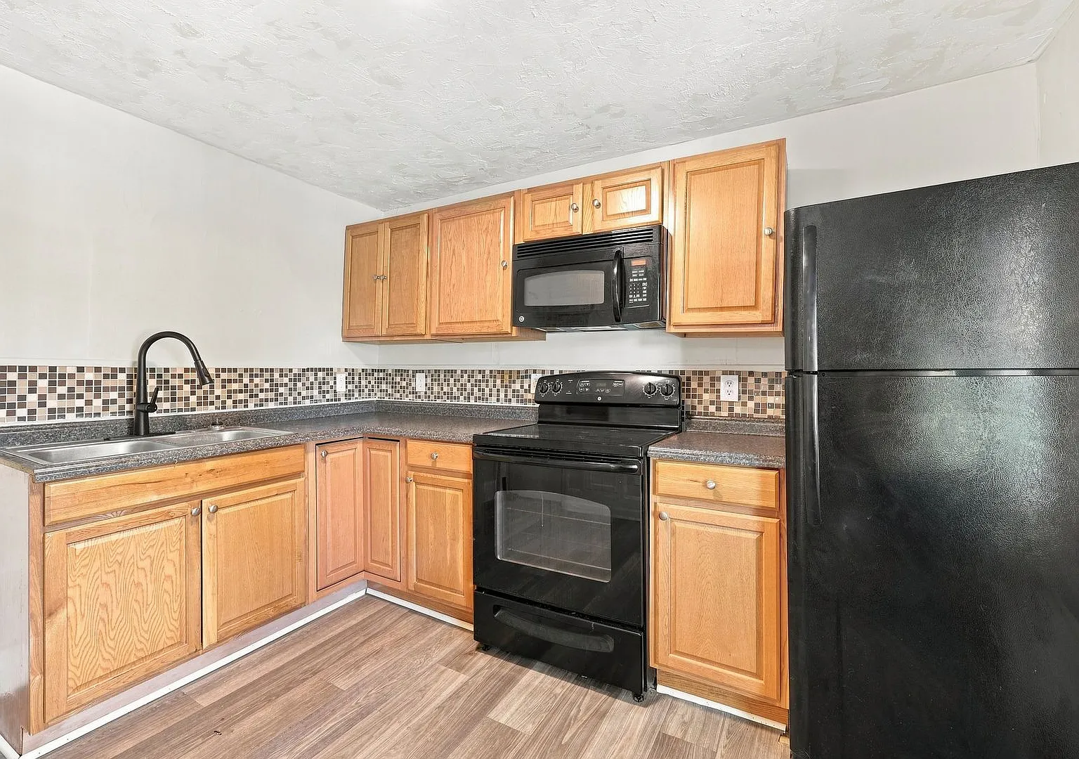 650 Alleghany Ave APT 3 — Photo 4