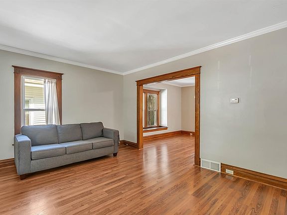 5th image of 1514 Egleston Ave
