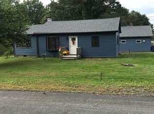 28 Highland Ave, Elizaville, NY 12523
