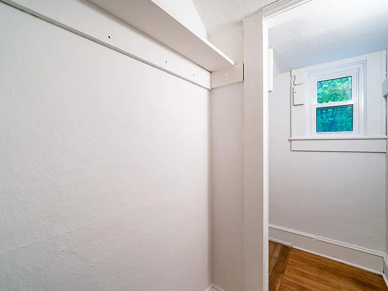 24 Robindale Ave #2 — Photo 18