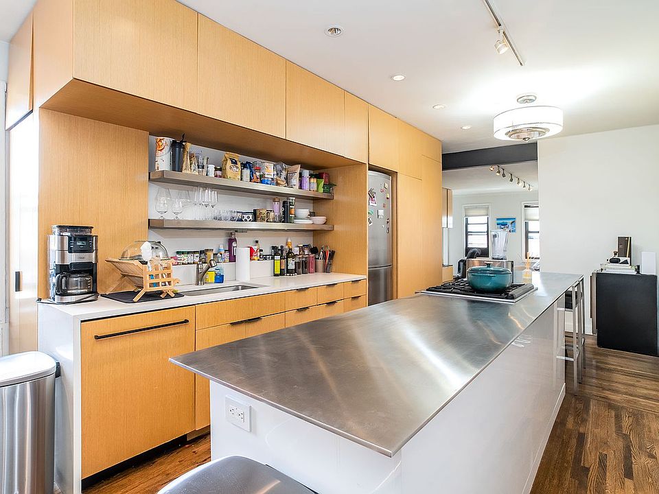 1st image of 20 Clinton St Penthouse D
