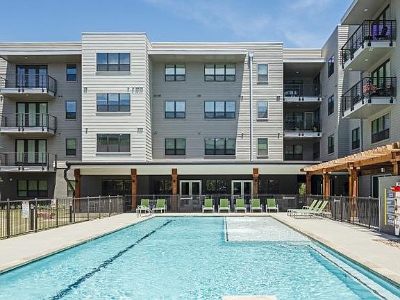2nd image of 2604 Aldrich St #6264ce2ce