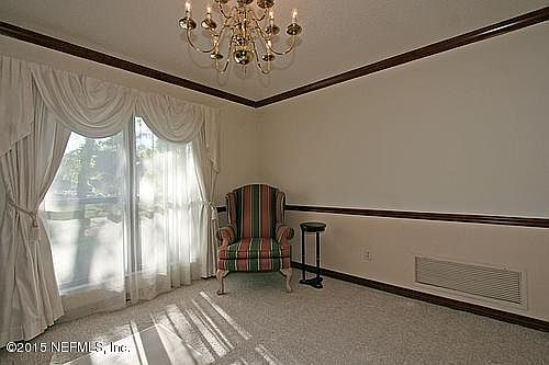 5th image of 1980 Creekview Ct