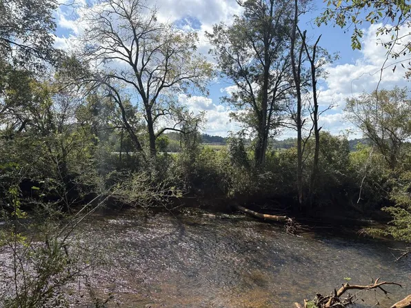 (undisclosed Address), Hayesville, NC 28904