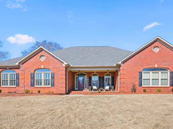 125 Hidden Creek Dr, Huntsville, AL 35806