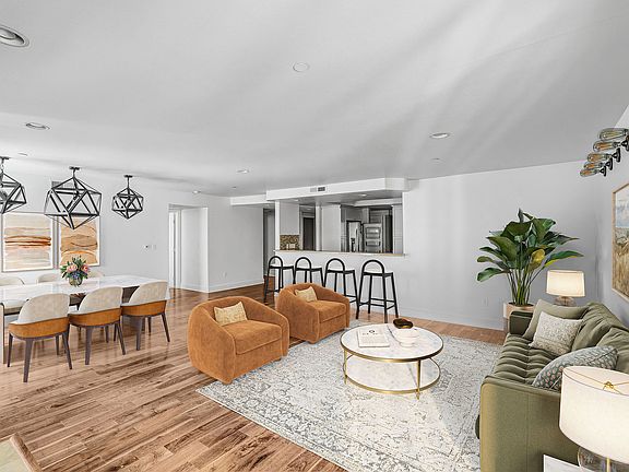 2nd image of 7249 Franklin Ave Unit 204