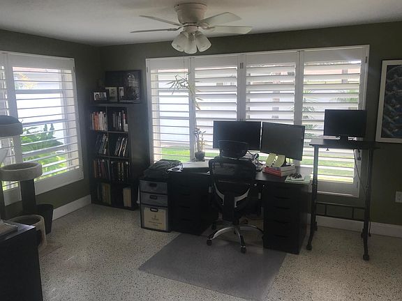 Sunroom (view as an office)