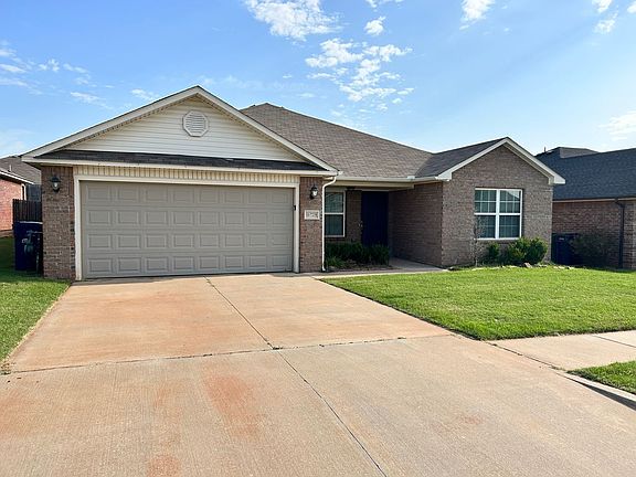 3rd image of 11729 NW 135th Ter