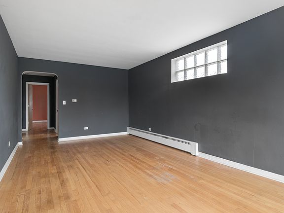 3rd image of 8254 W Forest Preserve Ave