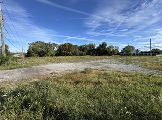 5552 W Ridge Rd, Erie, PA 16506