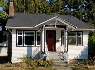 5028 SW Grayson St, Seattle, WA 98116