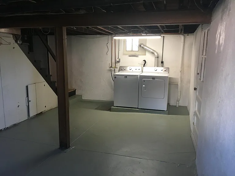 7546 Warner Ave — Photo 18