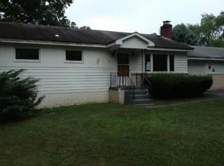 153 Decker Dr, New Castle, PA 16105