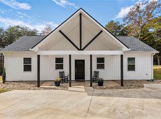 128 Hard Cash Ln, Fair Play, SC 29643