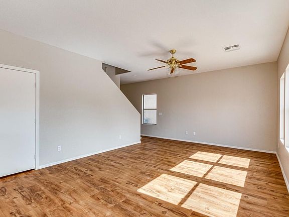 5th image of 1411 N Thunderbird Ave
