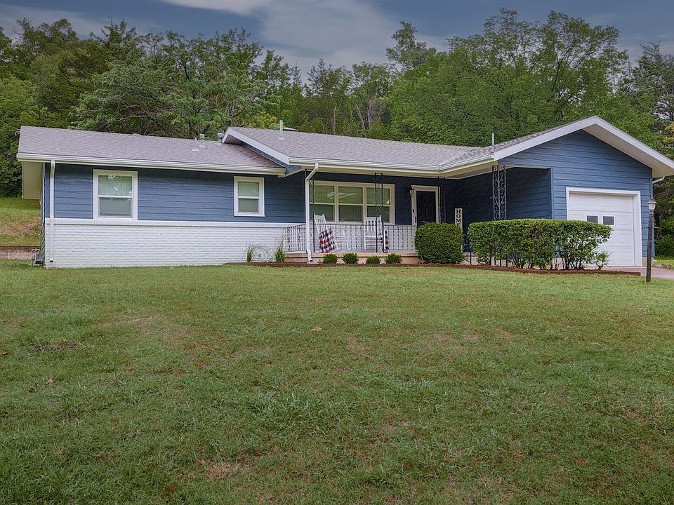 1st image of 410 Highland Dr